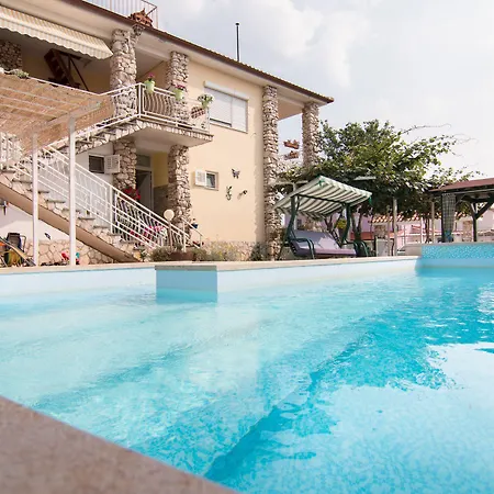 Nada 354 Apartamento