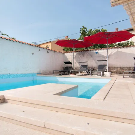 Nada 354 Apartamento Fažana