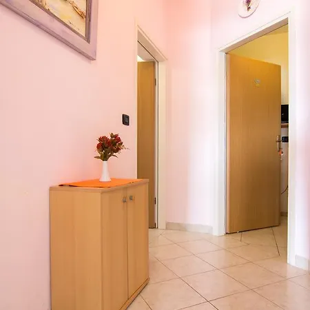 Nada 354 Apartment